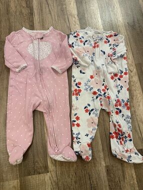 Pajama bundle size 6 months